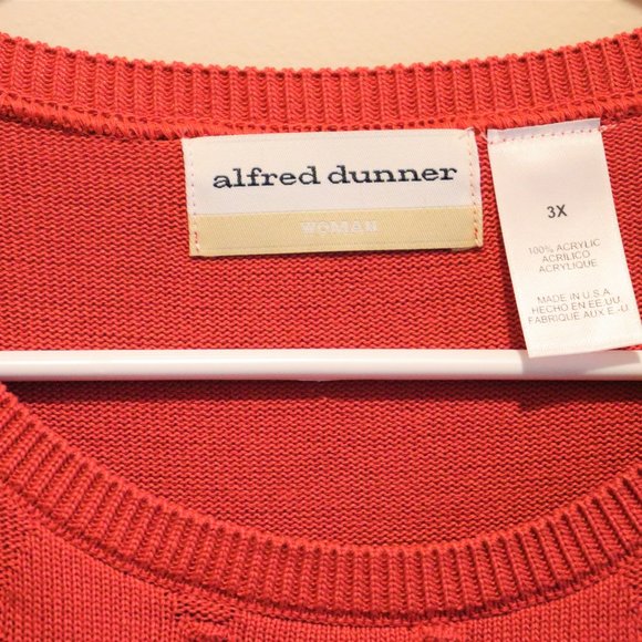 NEW! Alfred Dunner Blouse 50% off - Plus Size - Picture 2 of 3